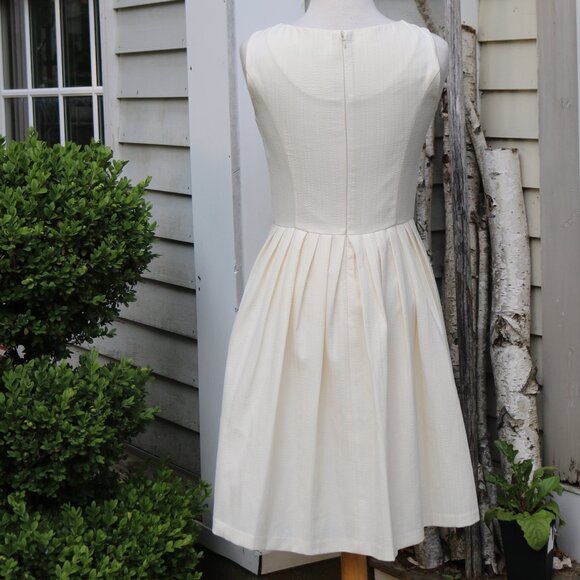 Ellen Tracy Cream Seersucker Pleated Bodice Sleeveless Full Skirt Dress Sz 4 - Picture 6 of 8